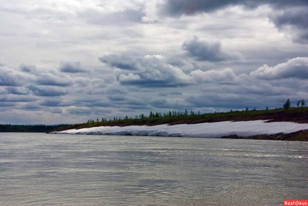 Озеро Пясино