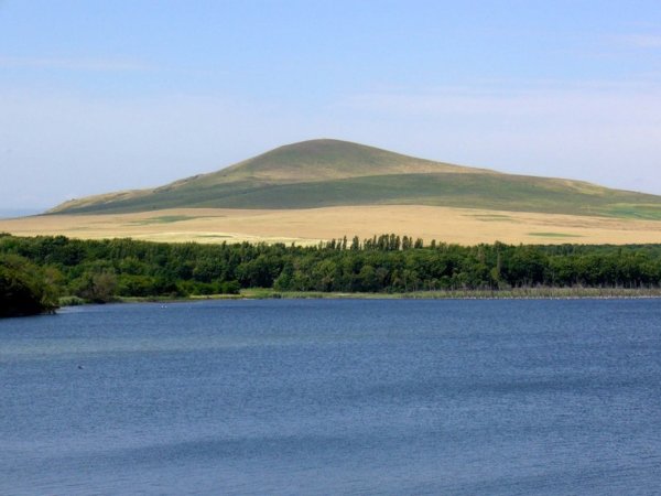 Озеро Тамбукан Ставропольского края