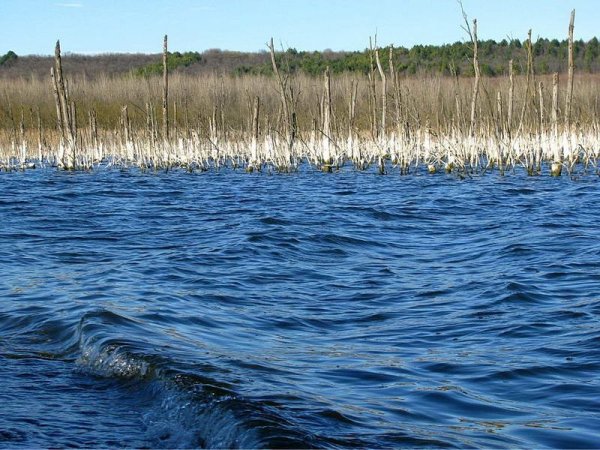 Озеро Тамбукан