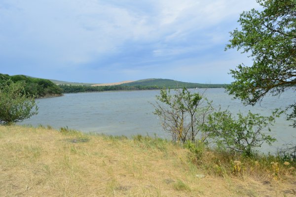 Озеро Тамбукан