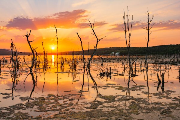 Озеро Тамбукан