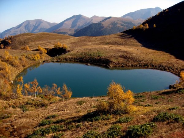 Озеро сердце Архыз