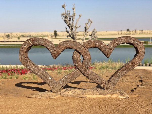 Озеро любви в Дубае