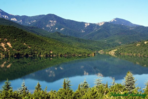 Серебряное озеро Сочи