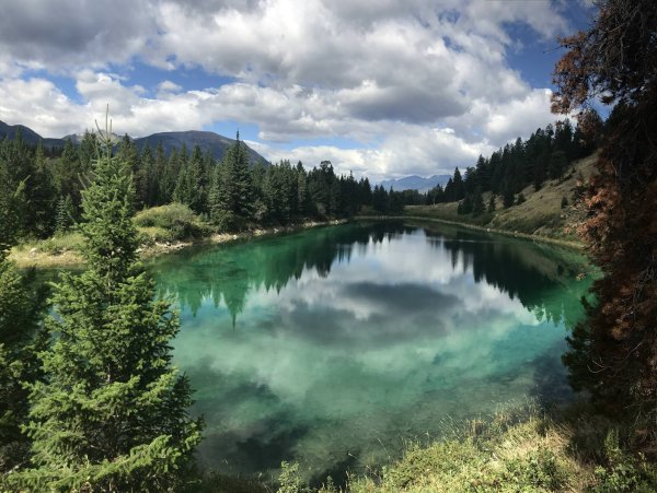 Есино голубое озеро
