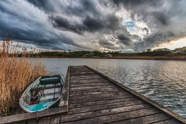 Причал на озере