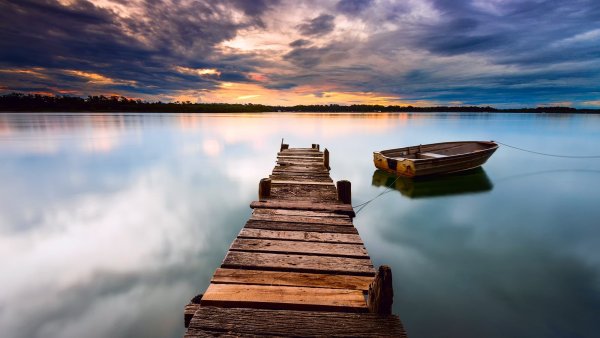 Пристань на реке