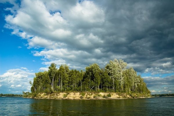 Обь Великая река