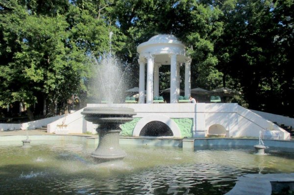 Парк первого мая Ростов на Дону