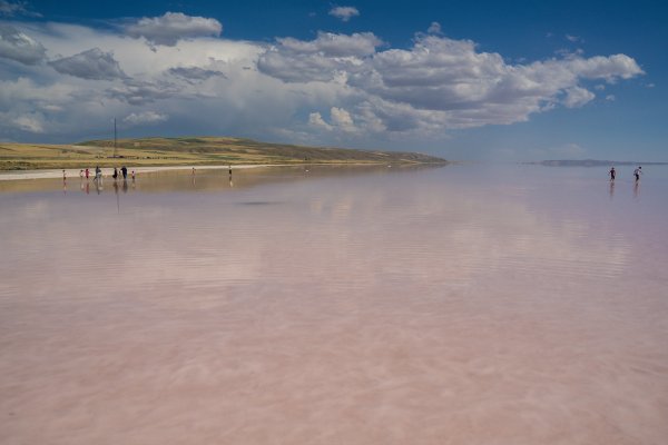 Солёное озеро Тузкан