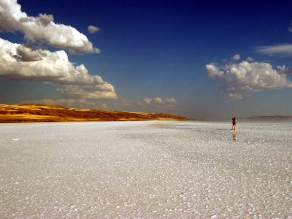 Соленое озеро туз