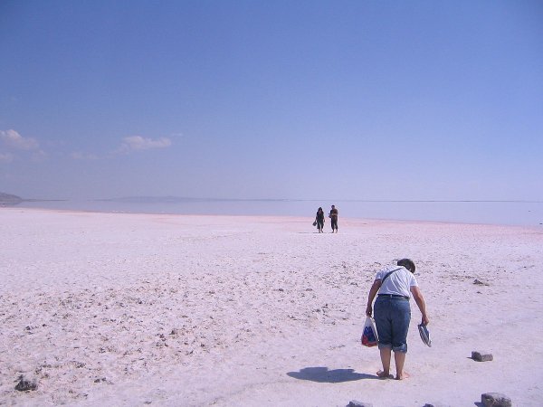 Солёное озеро Тузкан