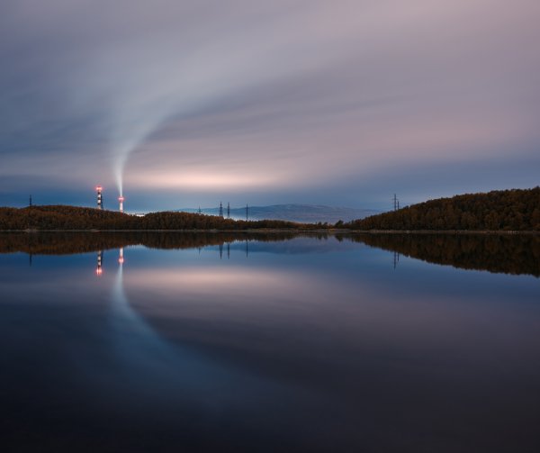 Фото ночного озера Кенон