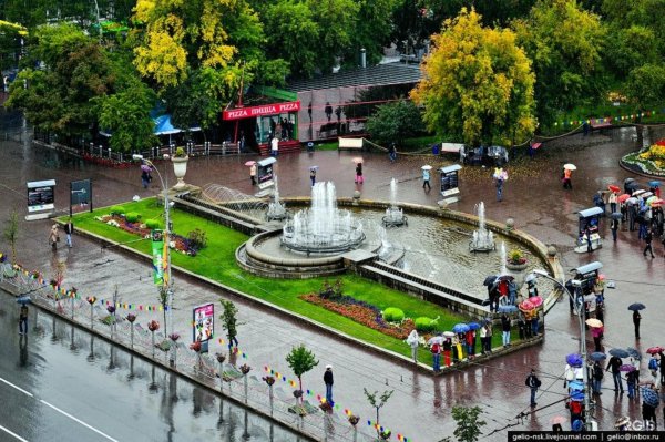 Фонтан Первомайский сквер Новосибирск