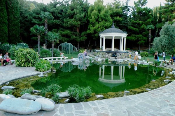 Крым Ялта парк Айвазовского