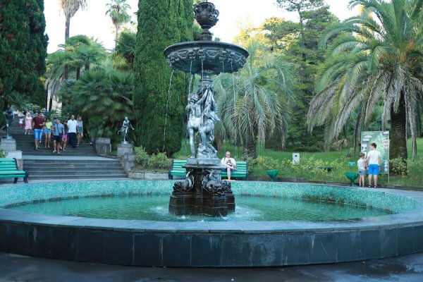 Приморский парк в Адлере