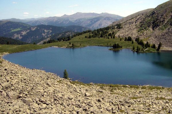 Озеро Манас Алтай