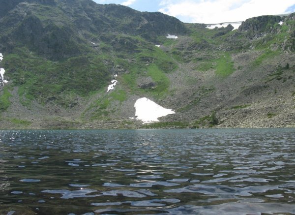 Остров Манас Алтай