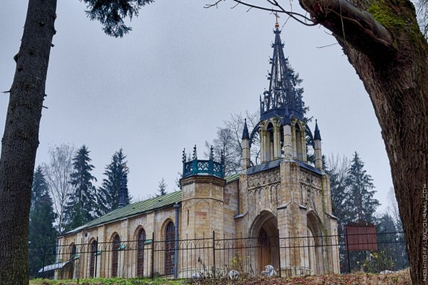 Шуваловский парк Церковь Петра