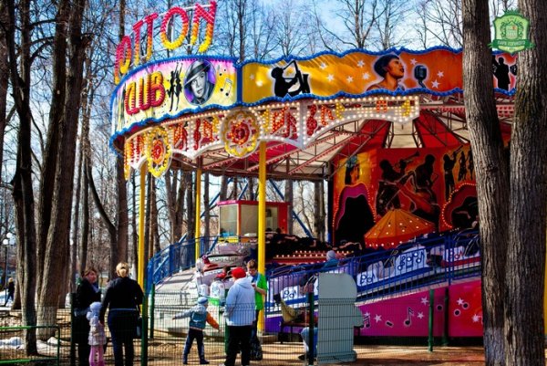 Парк имени Горького Пермь аттракционы