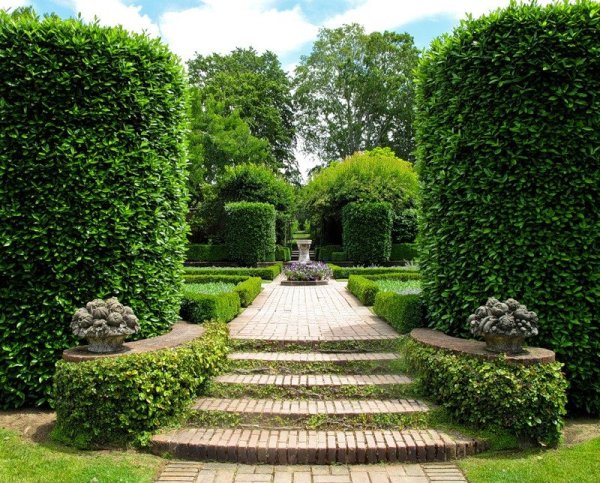 Филоли Гарден