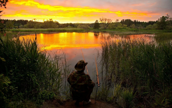 Рыбак на природе