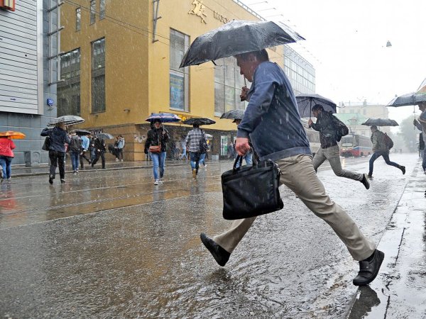 Дождь в Москве