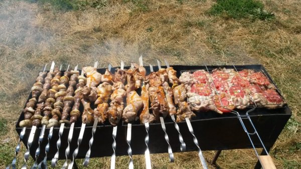 Шашлыки на базе отдыха
