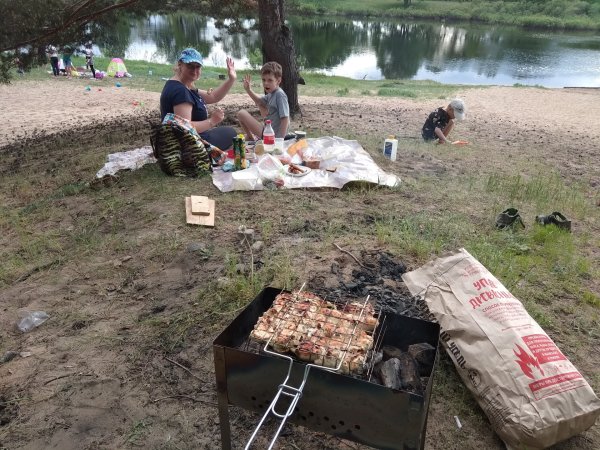 Шашлыки на озере