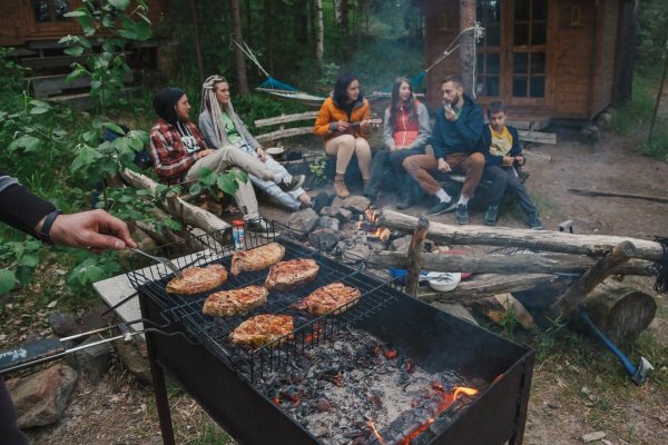 Шашлыки на природе компания
