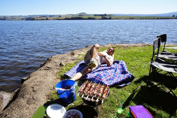 Шашлыки на озере