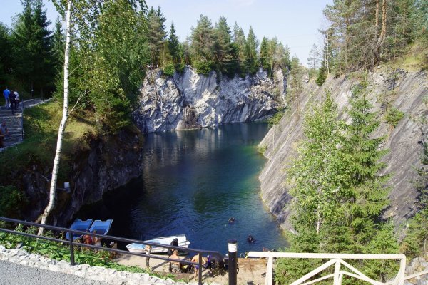 Горный парк Рускеала озеро Монферрана