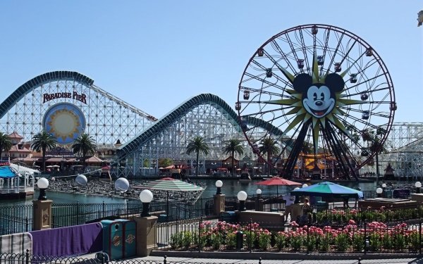 Парк колесо обозрения в Европе