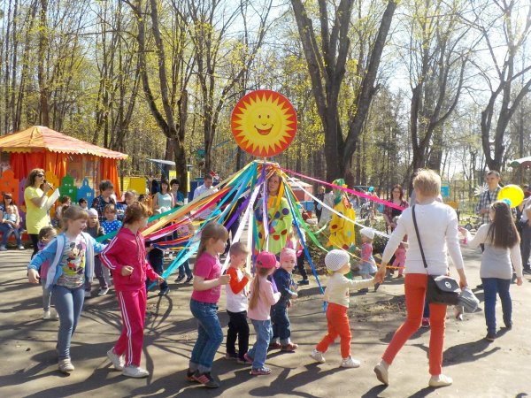 Парк Выкса Центральная аллея