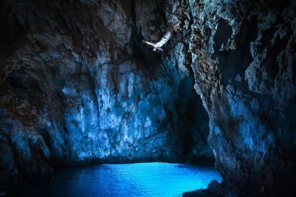 Пещера Голубняча Хорватия