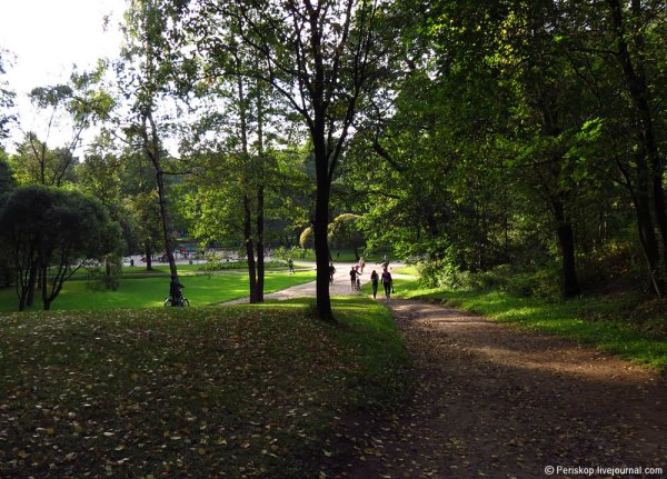 Удельный парк в Санкт-Петербурге