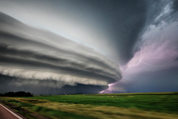 Бури ураганы смерчи шквалы