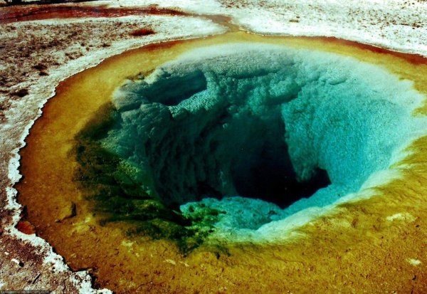 Озеро утренней славы США