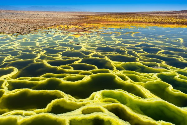 Кислотные озера мира