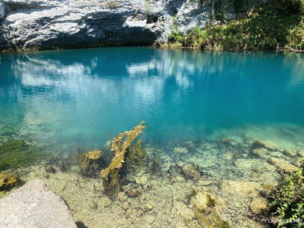 Сухум голубое озеро