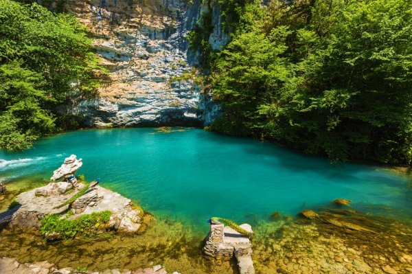 Голубое озеро Сухуми