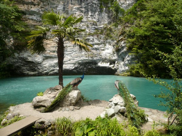 Голубое озеро Гагра