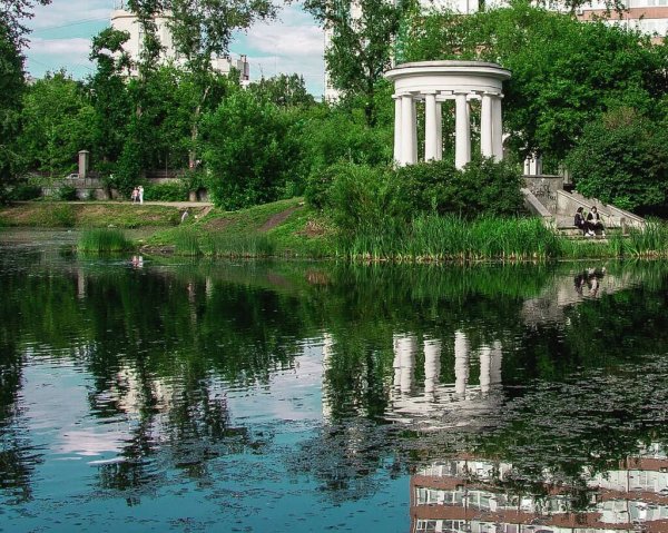Ротонда Харитоновский парк