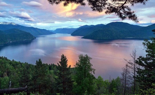 Телецкое озеро Алтай