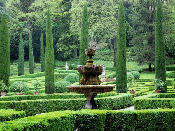 Сады дворца Джусти Верона