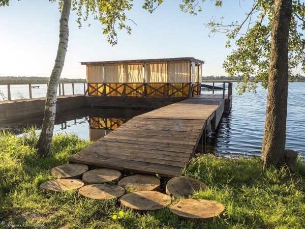 Озеро база отдыха Подмосковье Пирс