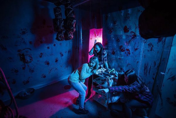 Фильм ужасов комната страха