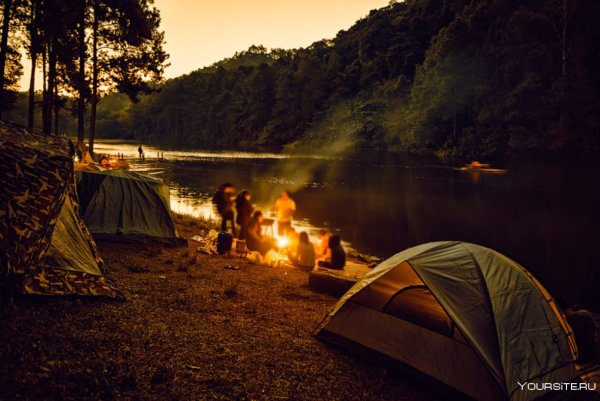Палатка костер
