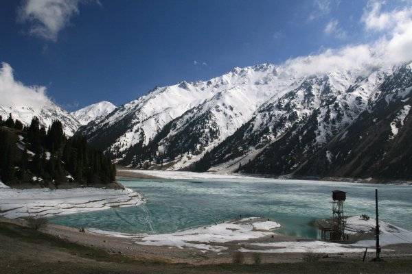 Озеро Бао Казахстан зимой