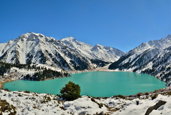 Алма-Ата горное озеро